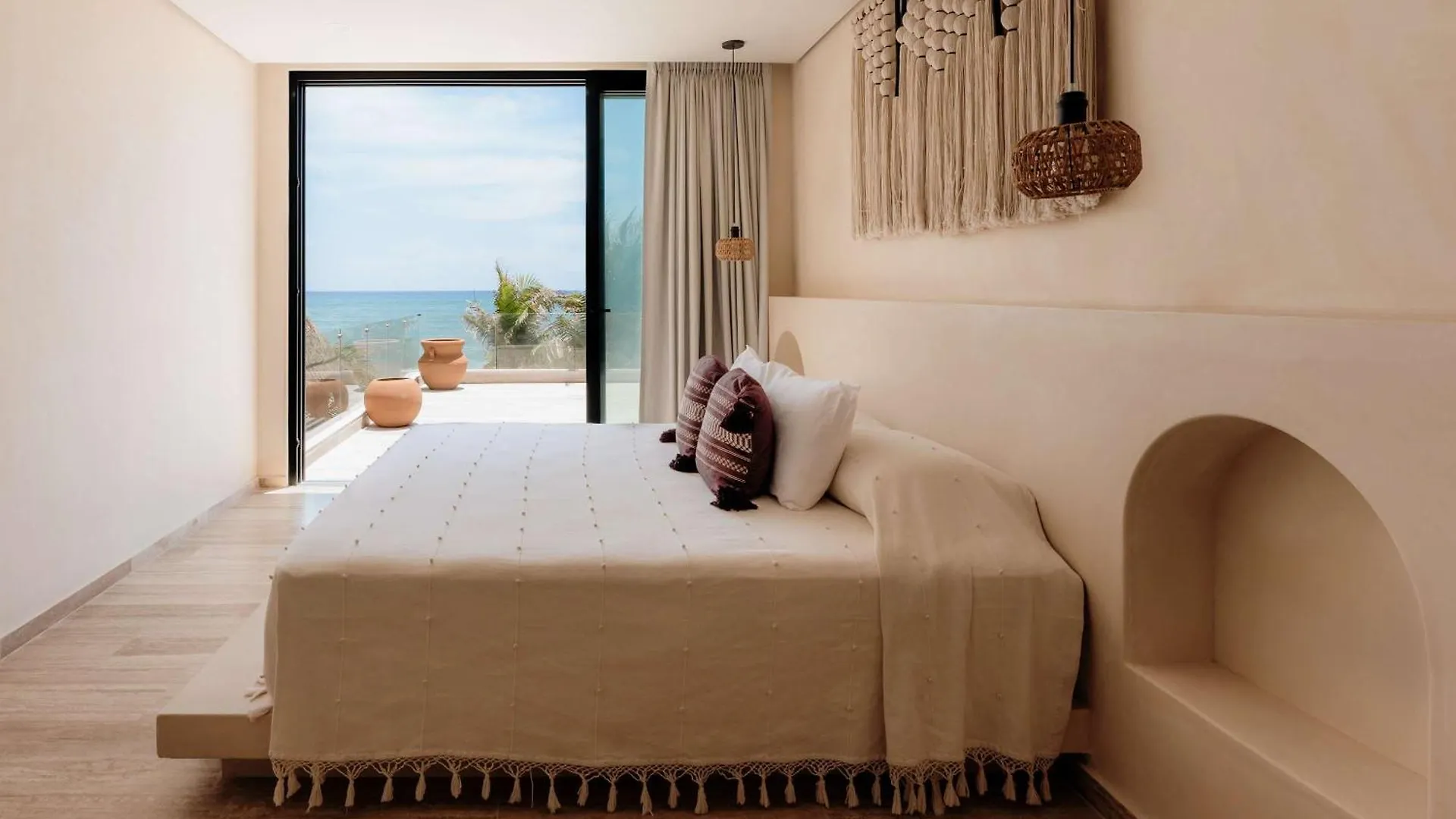 Beachfront Oasis - Yoga Deck - Jacuzzi - 25M Pool Tulum Holiday home